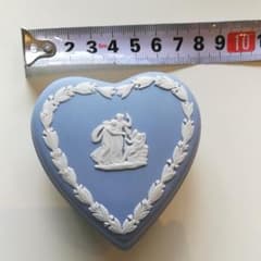 ウェッジウッド　WEDGWOOD 小物入れ　アクセサリーケースのサムネイル