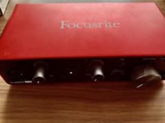 Focusrite Scarlett 2i2 オーディオインターフェイス
