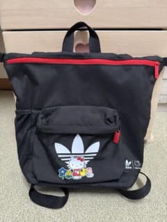 adidas Hello Kitty コラボリュックのサムネイル