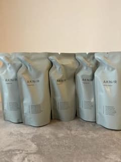 AKNIR シャンプー＆トリートメントのサムネイル