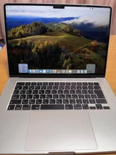 MacBook Air M2スターライト 15インチのサムネイル