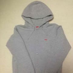 クロ助さん専用！supreme S boxlogoのサムネイル