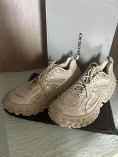 BALENCIAGA Defender スニーカー 42のサムネイル