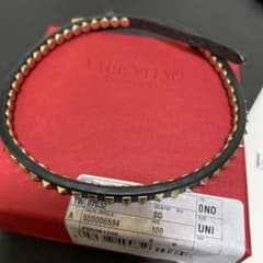 VALENTINO ロックスタッズ　ブレスレットのサムネイル
