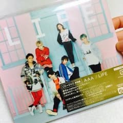 AAA / LIFEのサムネイル