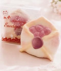 新品 SWEETBUNS スクイーズ 低反発　薄紫　パープル　Lisa midoのサムネイル