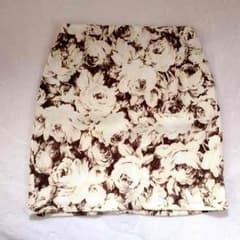 デイライルノアール タイトスカートのサムネイル