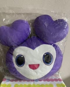 値下げ中・TWICE ラブリー サナ ぬいぐるみ クッションのサムネイル