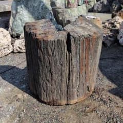 秋田産 珪化木 414キロ 庭石 石 鑑賞石 石材 木化石 オブジェ - メルカリ