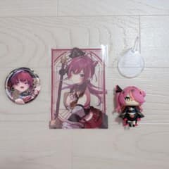 宝鐘マリン 缶バッジ クリアカード フィギュア セットのサムネイル