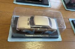Toyopet Corona Mark II (1968) ミニカーのサムネイル