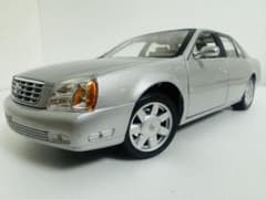 マイスト/'00 Cadillacキャデラックドゥビル DTS 1/18 激レア マイスト/'00 Cadillacキャデラックドゥビル DTS 1/18 激レア - メルカリ