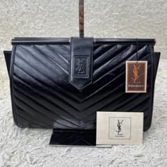 未使用✨YVES SAINT LAURENT クラッチバック カサンドラ 黒のサムネイル