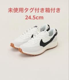 Nike ホワイト/ブラック スニーカー　ウィメンズワッフルデビューのサムネイル