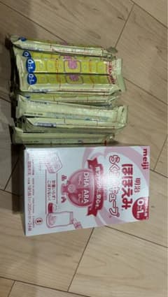 明治　ほほえみ　らくらくキューブのサムネイル