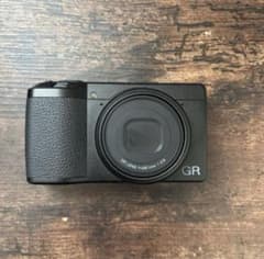 RICOH GR IIIx｜シャッター671回｜動作確認済｜ソフトケース付 美品】RICOH GR IIIx｜シャッター671回｜ソフトケース付 - メルカリ