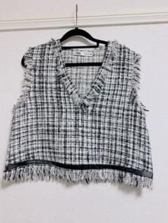 ZARA ツイードベストのサムネイル