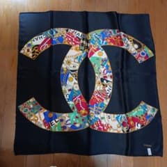 CHANEL ココマーク ジュエリー チェーン柄 スカーフのサムネイル