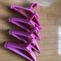 ハンガーのサムネイル