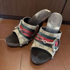 Gucci ストラップサンダルのサムネイル