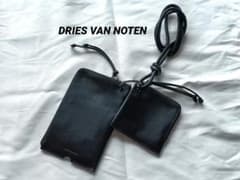 新品未使用】DRIES VAN NOTEN レザーポーチ M.L.HOLDER - メルカリ