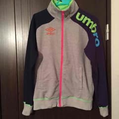 umbro（アンブロ）パーカーのサムネイル