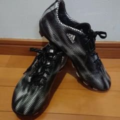 ☆美品☆adidas サッカー  スパイク 23cmのサムネイル