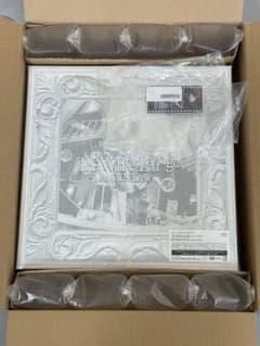 Mrs. GREEN APPLE The White Lounge 特典付きのサムネイル