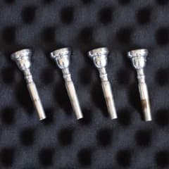 トランペットマウスピース ジャンク 4本 - メルカリ