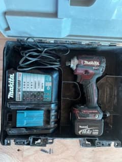 マキタ　14.4V インパクト　バッテリー付きのサムネイル