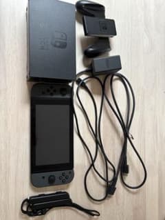 Nintendo Switch 本体 グレーのサムネイル