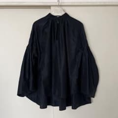 Mame Kurogouchi silkcotton tucked blouse - メルカリ