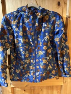 コロンビアのジャンパーのサムネイル