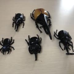 カブトムシ　クワガタ　フィギュアのサムネイル