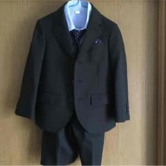 美品❤️110センチ男の子スーツのサムネイル