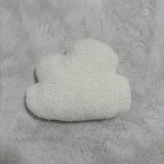 IKEA 雲 クッションのサムネイル