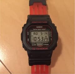 G-SHOCKのサムネイル