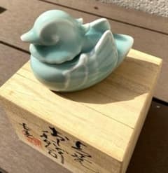【茶道具】小笠原長春 造 おしどり香合｜青磁・共箱付｜夫婦円満 吉祥 茶道具】小笠原長春 造 おしどり香合｜青磁・共箱付｜夫婦円満 吉祥
