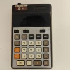 CASIO 昭和レトロな電卓　ジャンク品のサムネイル