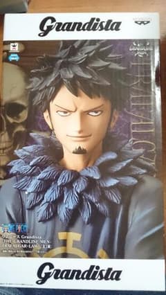 ONE PIECEフィギュアのサムネイル