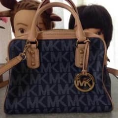 あき様専用 マイケル コース バッグ 正規品のサムネイル