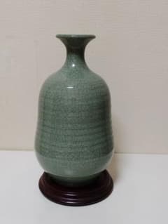 ガラス 花瓶 花器切子ガラス細工赤ワインレッド | Shop at Mercari