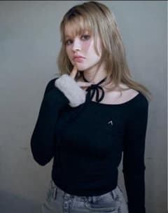 トップス andmary Ravi fur tops White andmary Ravi fur tops black - メルカリ