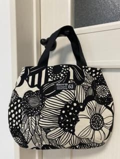 ハンドメイド◡̈*♡　ダーツ入りバッグのサムネイル