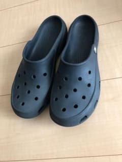 今だけ大幅値下げ❗️クロックス サンダル スリム 黒のサムネイル