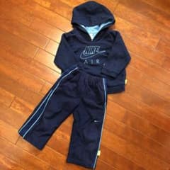 NIKE フリースパーカーとパンツ　サイズ90のサムネイル