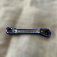 R*u様 ラチェットレンチ 8mm 10mm 両頭 オフセット 青 ジャンクのサムネイル