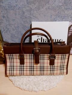 BURBERRY　ハンドバッグ　美品　ノバチェック柄　オールド　ヴィンテージのサムネイル
