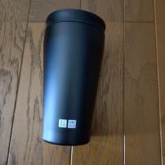 UNIQLO ブラック タンブラーのサムネイル