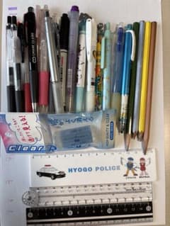 筆記具・定規・消しゴム まとめ売りセットのサムネイル
